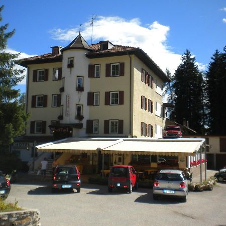 Hotel Roen Ruffre-Mendola ภายนอก รูปภาพ